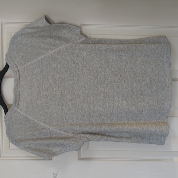 Hem & Thread Top - Large - Picture 4 of 6